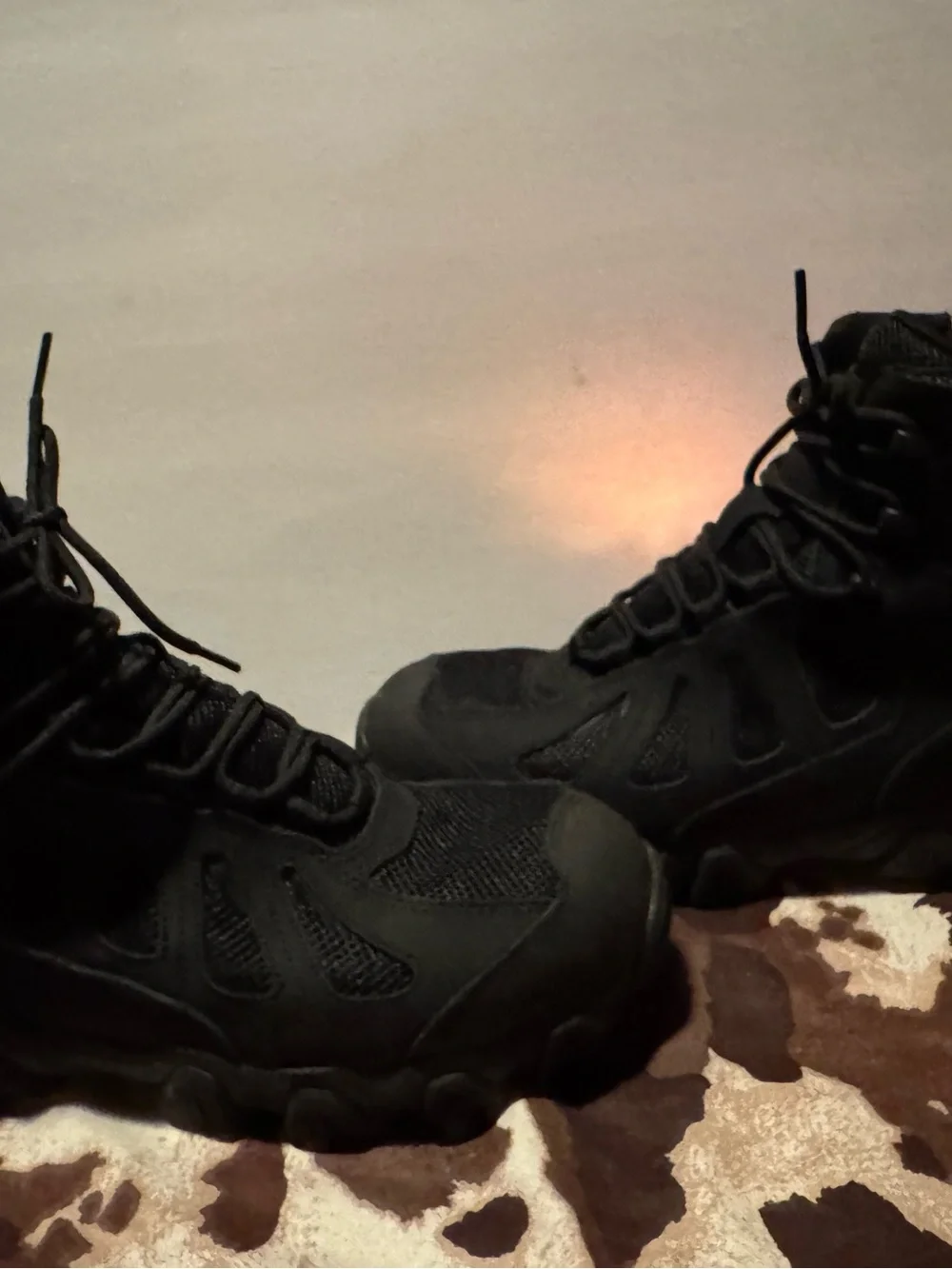 Men's Black Lace-Up Tactical Hiking Boots